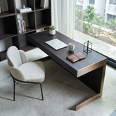 Pardo Study Table
