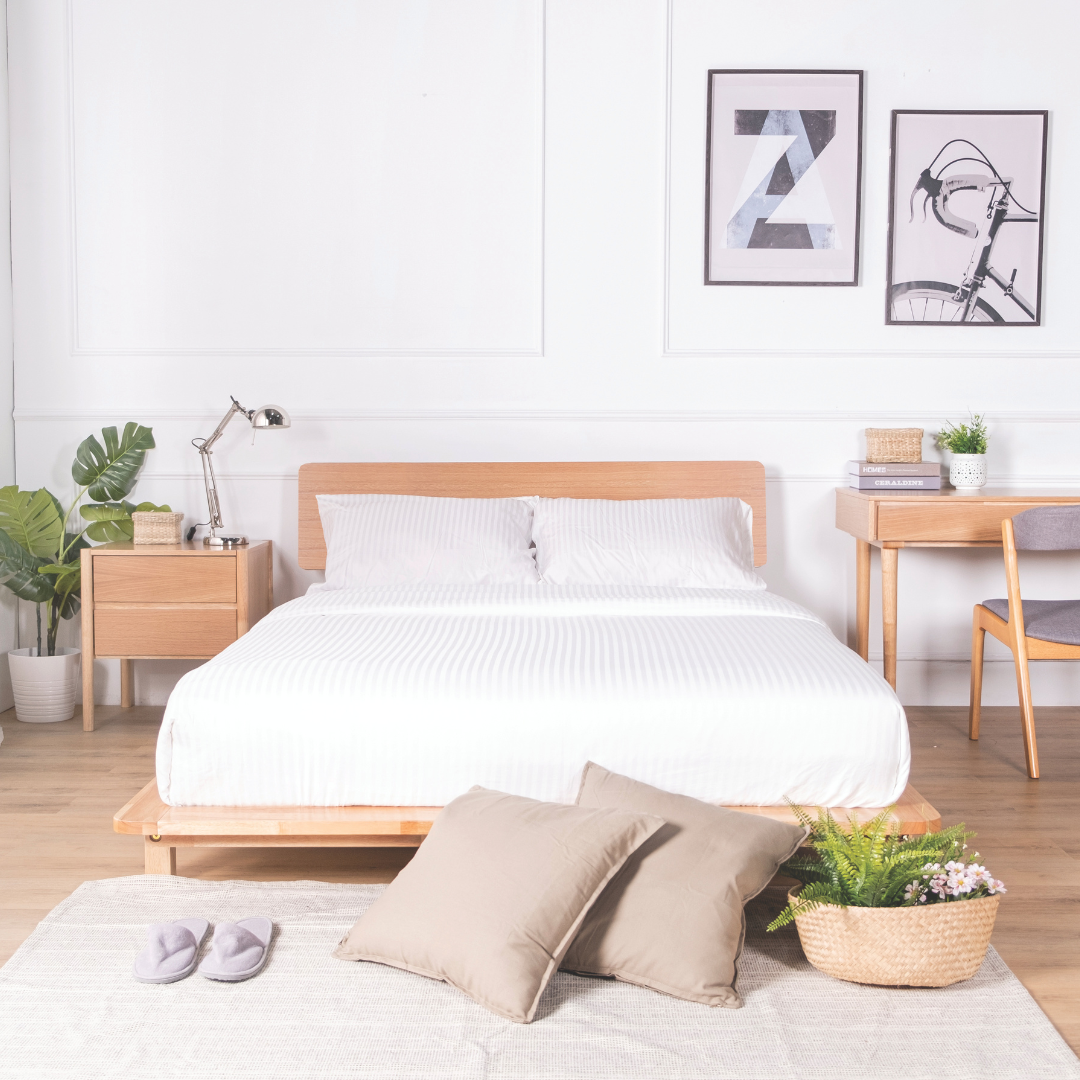 Solven Wooden Bed