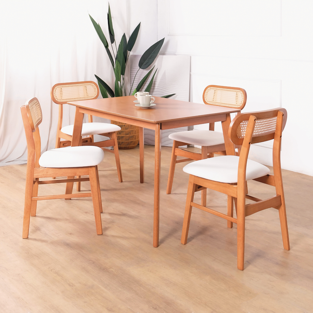 Yumiko II Wooden Dining Set (1+4)