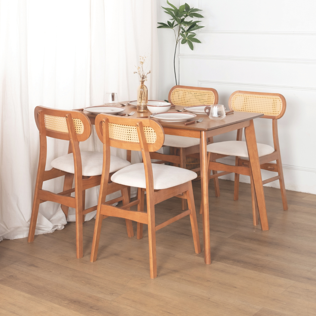 Yumiko II Wooden Dining Set (1+4)