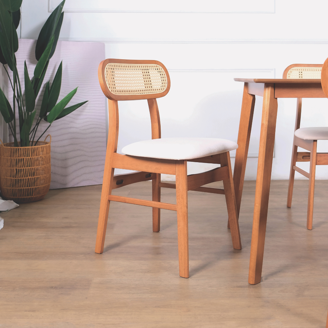 Yumiko II Wooden Dining Set (1+4)
