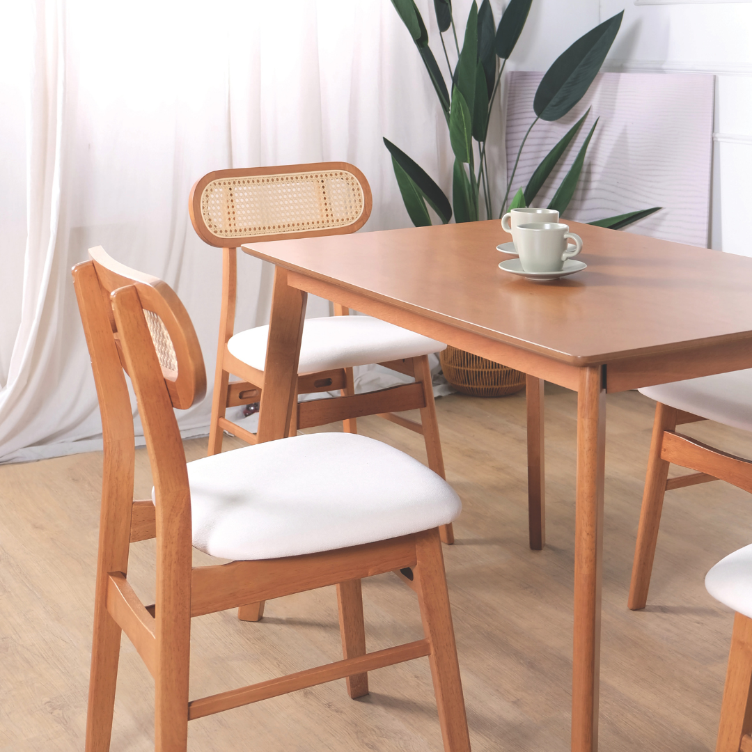 Yumiko II Wooden Dining Set (1+4)