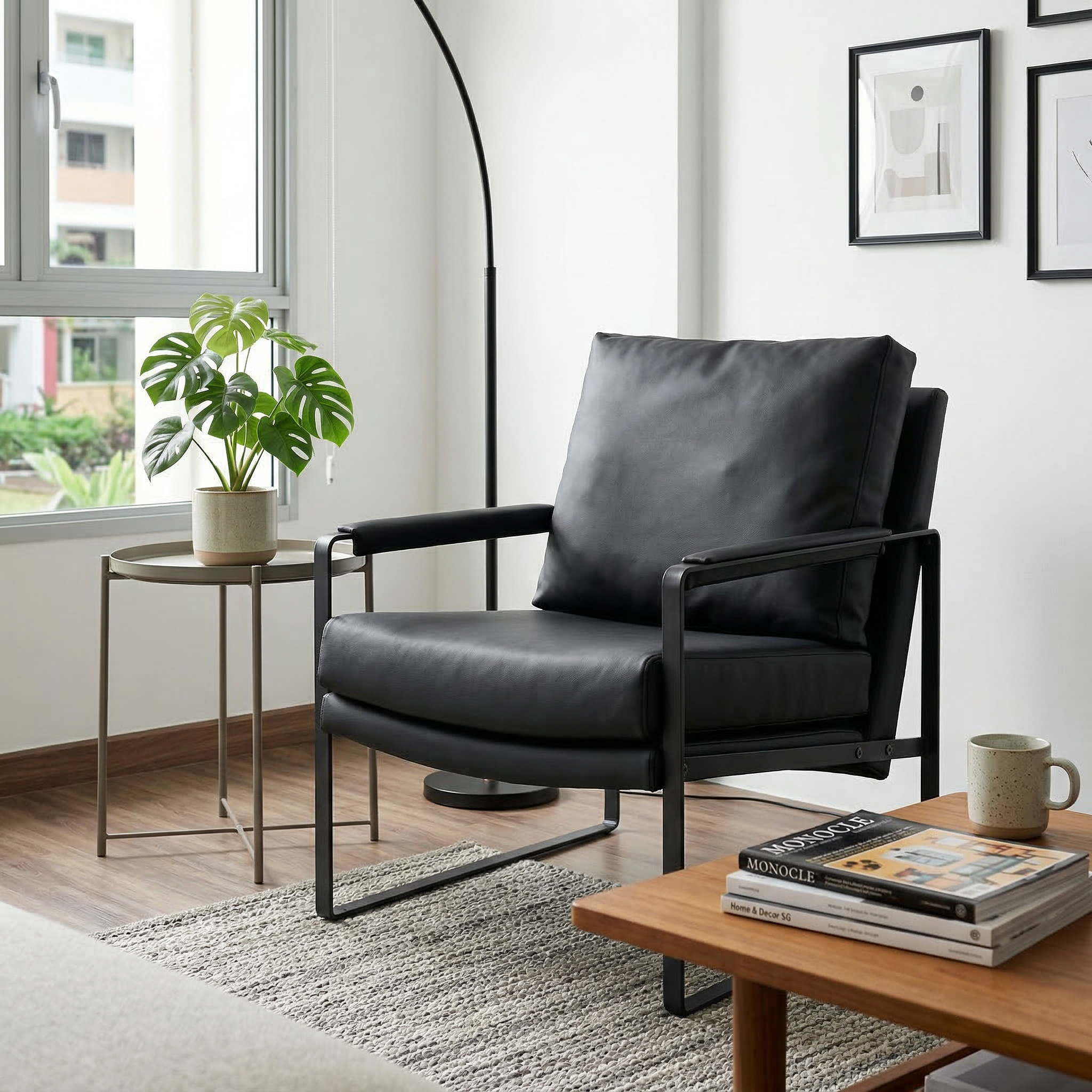 Madero Lounge Chair